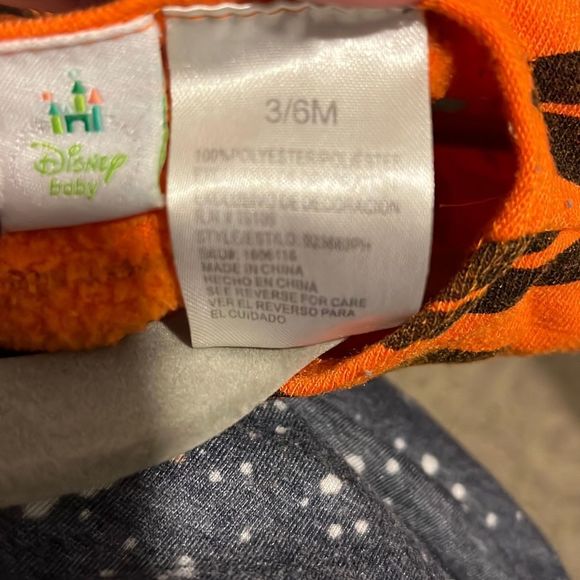 DISNEY Baby Tigger Two Piece Set - Picture 4 of 5